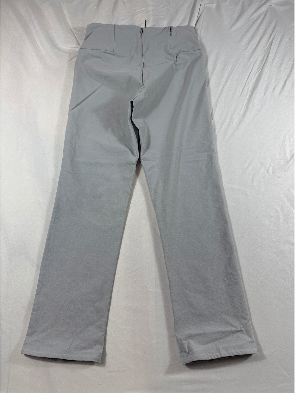 Women’s Athleta Gray Capri Pants Size 8 - Picture 8 of 10